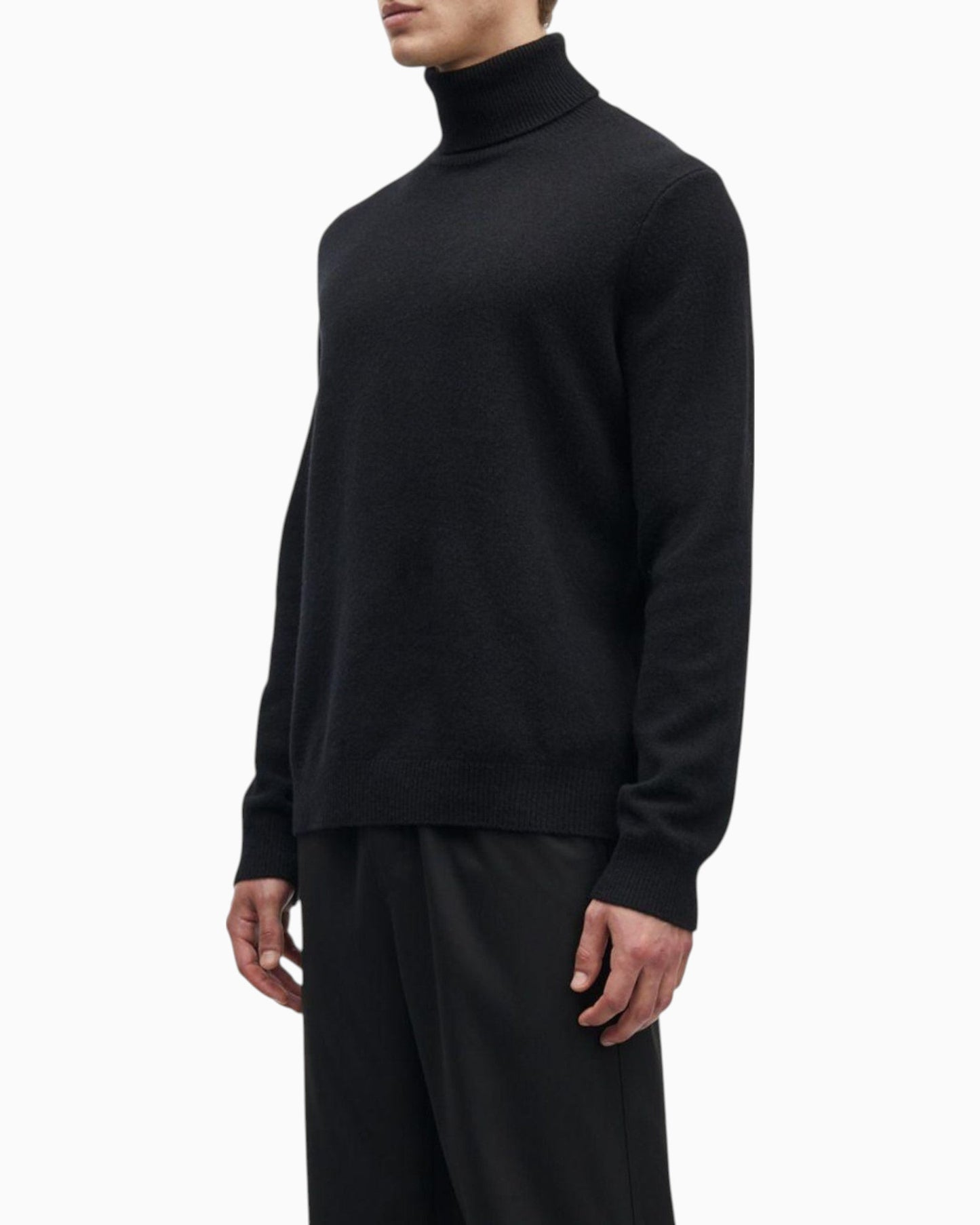 Isak Knit Turtleneck